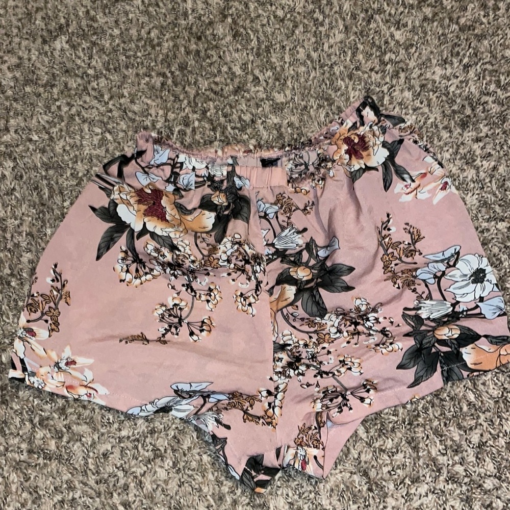 Floral print shorts